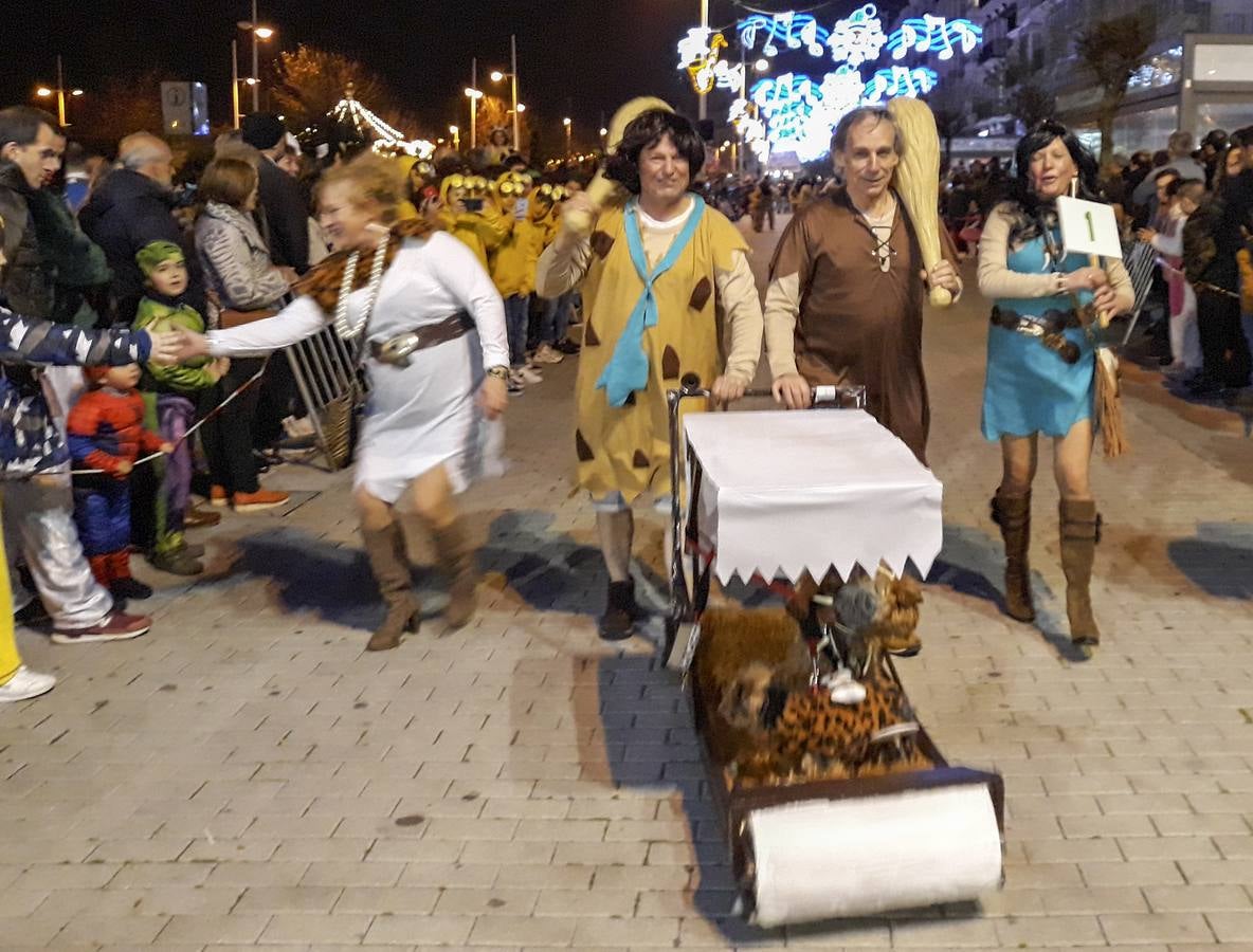 Fotos: Gran desfile del concurso de disfraces en Castro Urdiales