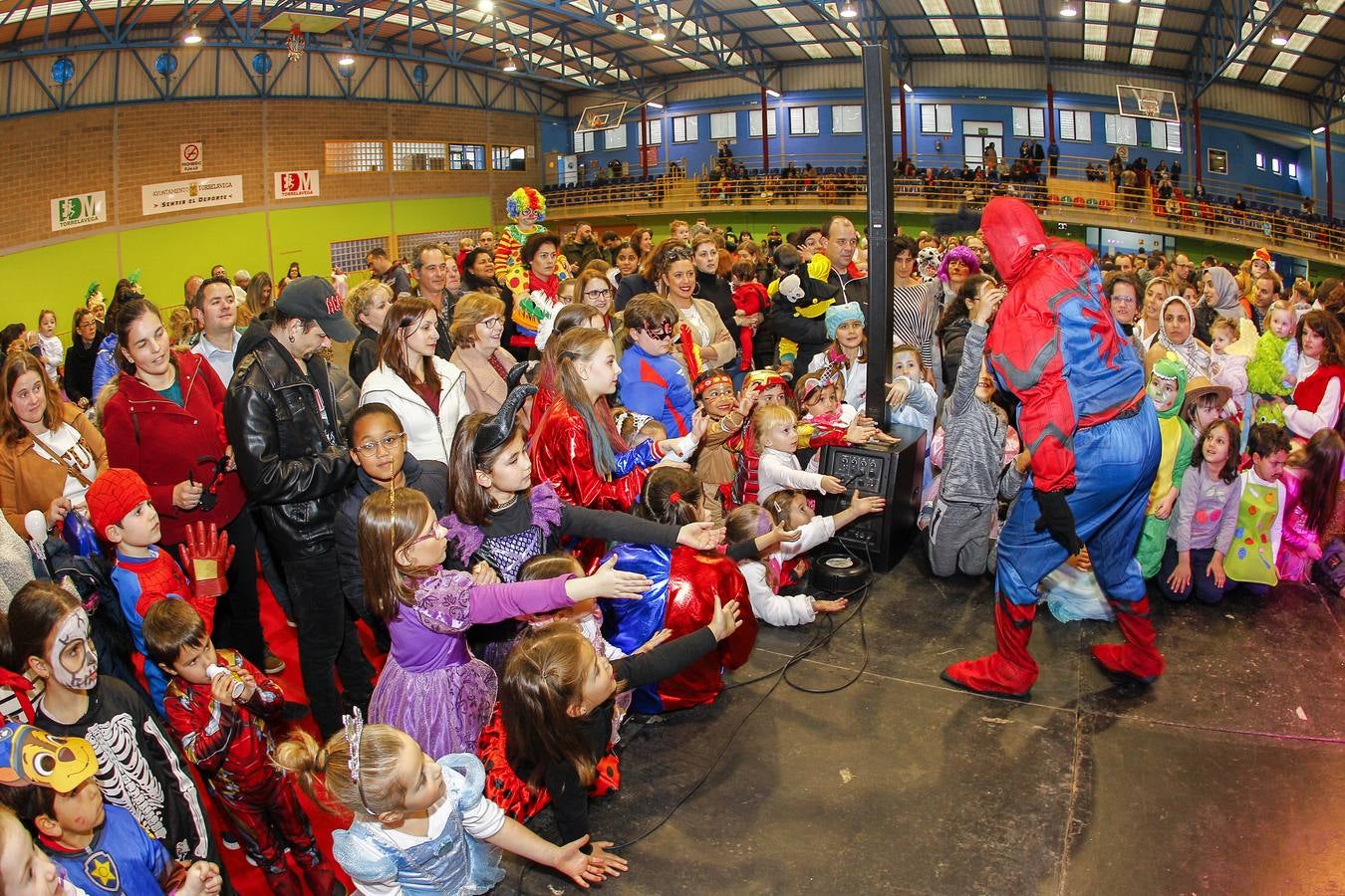Fotos: Último día de carnaval en Torrelavega