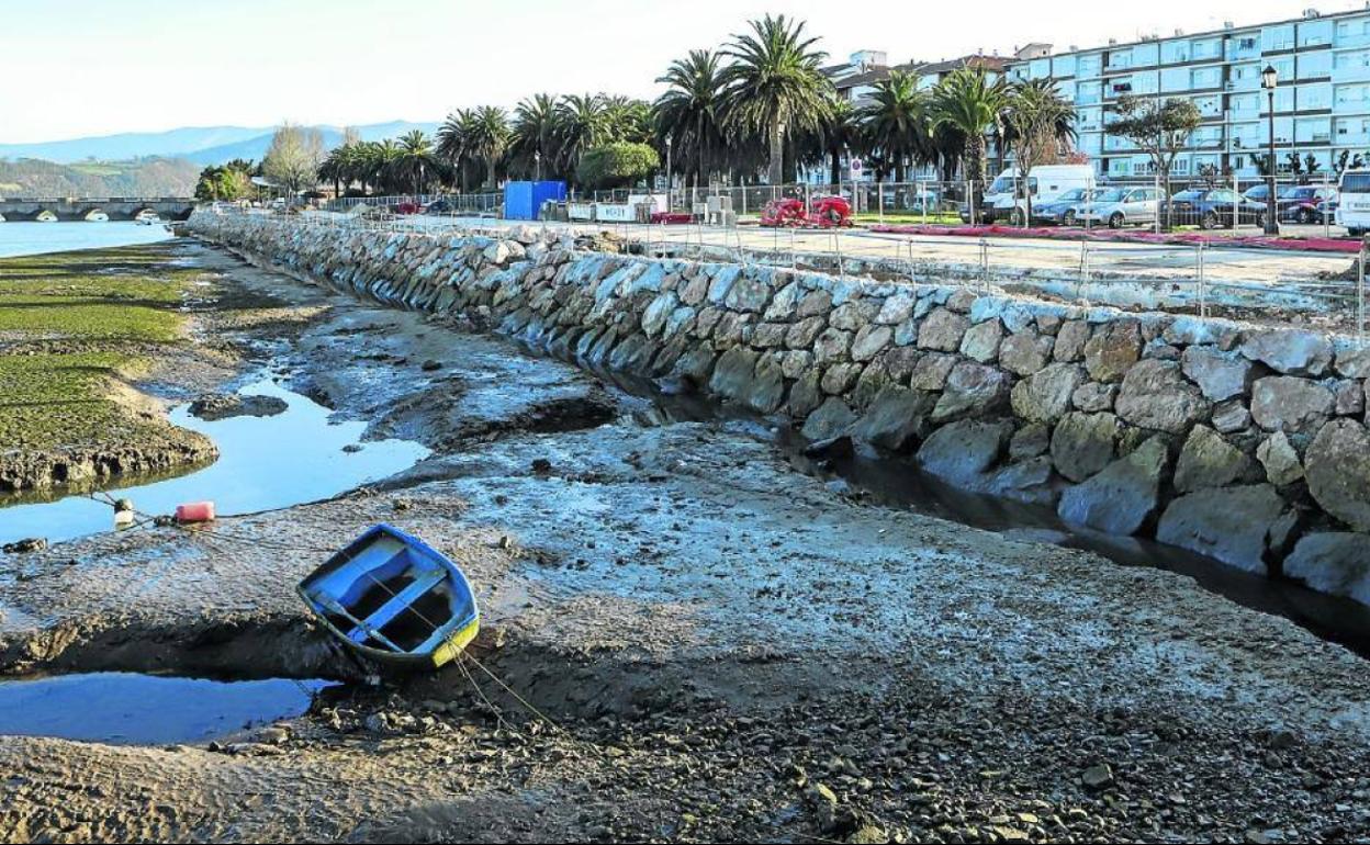 La plataforma contra el puerto de San Vicente critica la paralización de las obras ambientales