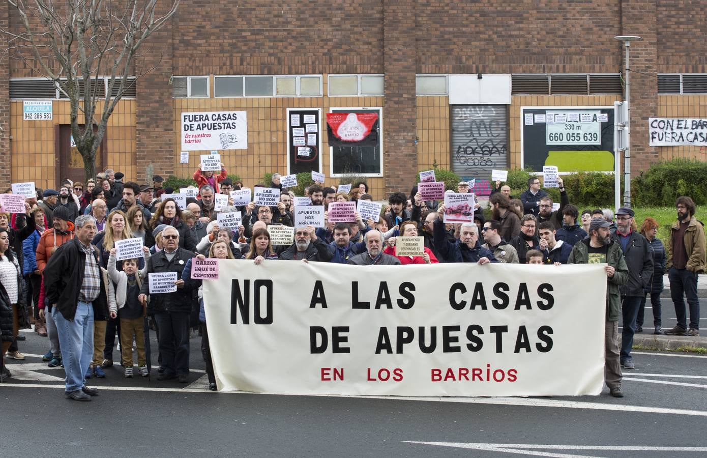 Manifestación contra las casas de apuestas.