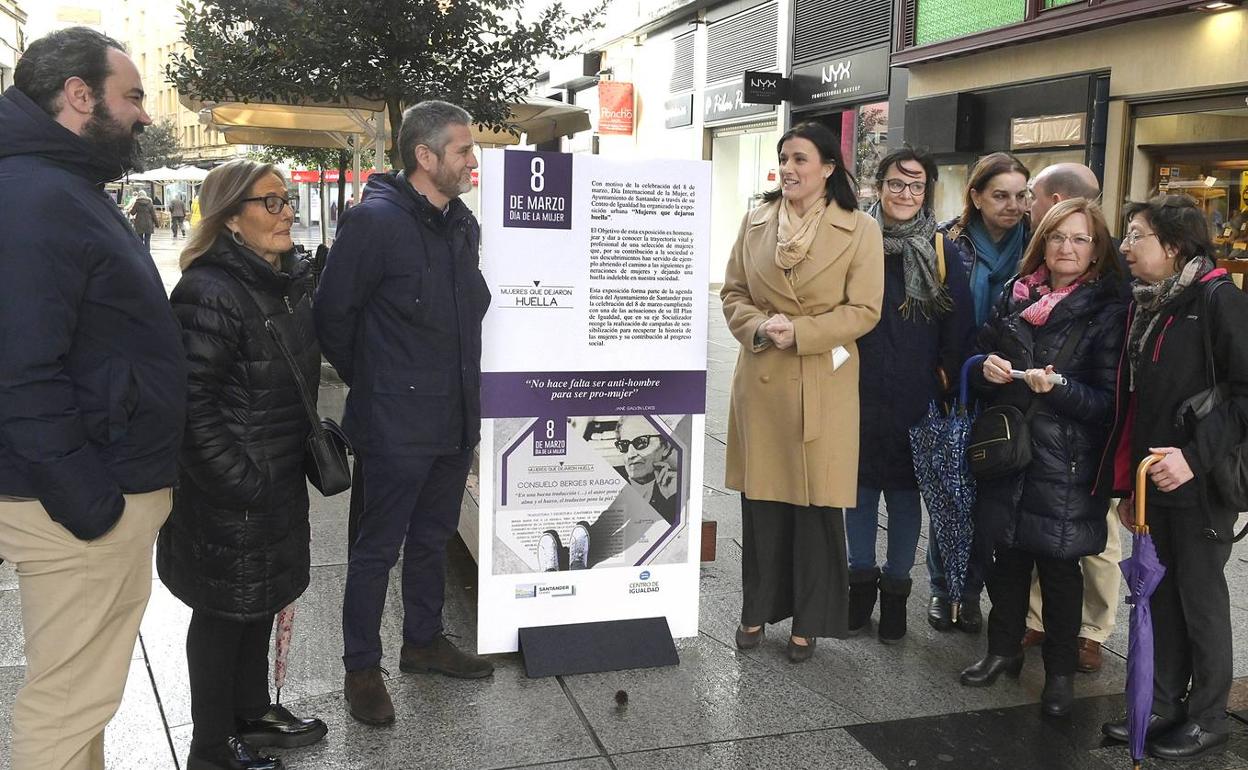 Una exposición urbana abre las citas de Santander con el 8M