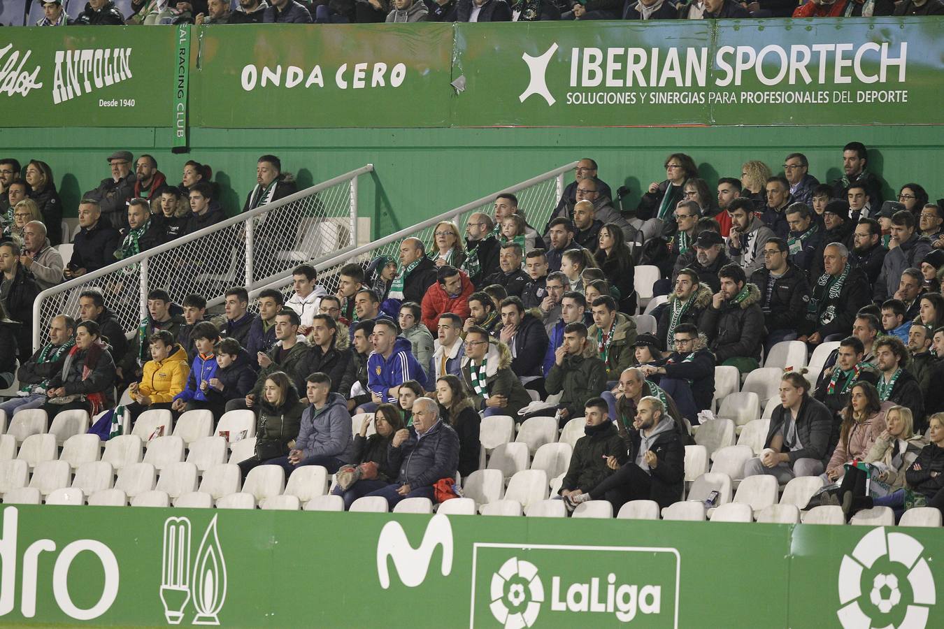 Fotos: Búscate si estuviste en la Tribuna Este de los Campos de Sport