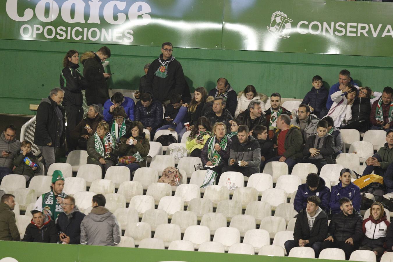 Fotos: Búscate si estuviste en la Tribuna Este de los Campos de Sport