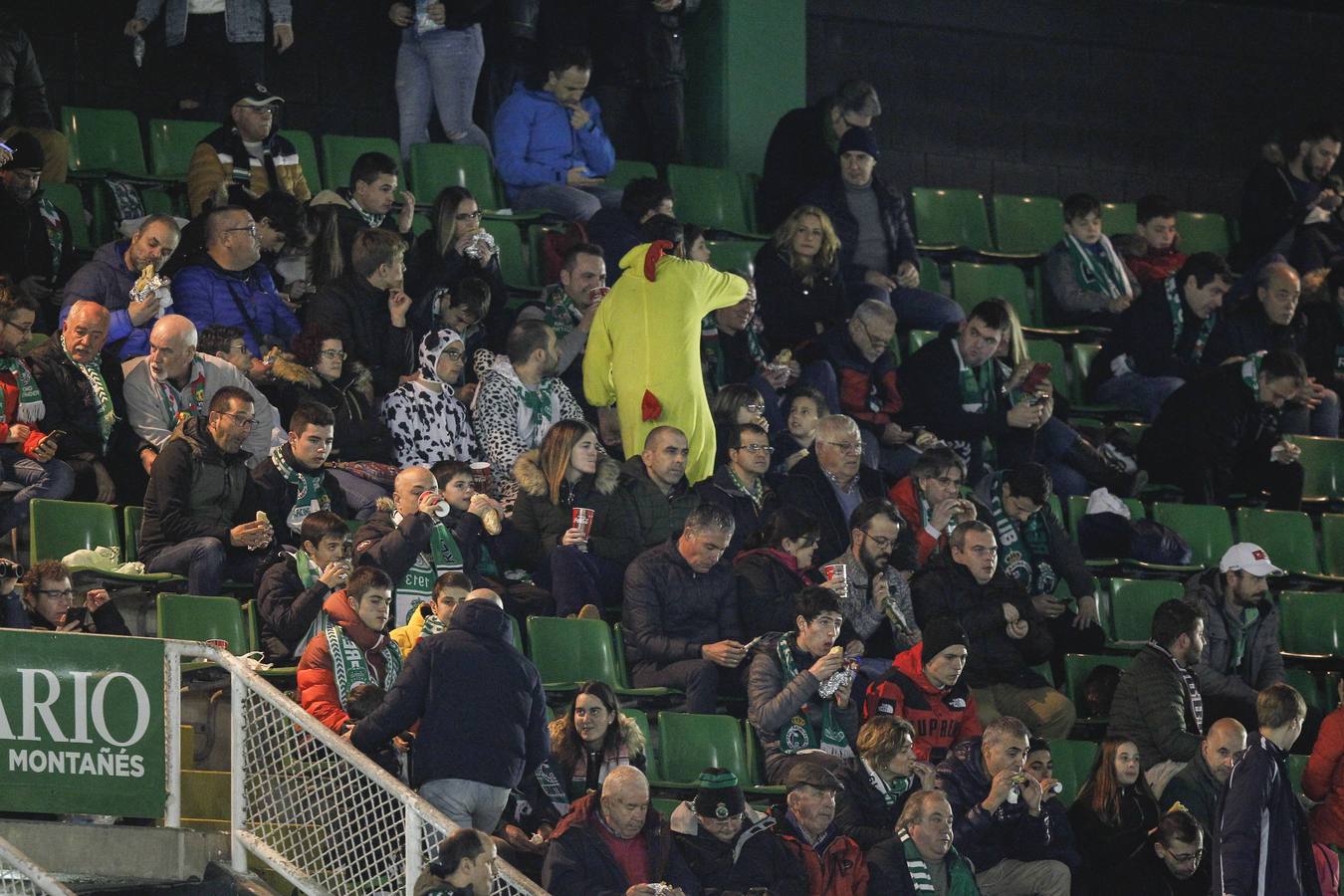 Fotos: Búscate si estuviste en la Tribuna Norte de los Campos de Sport