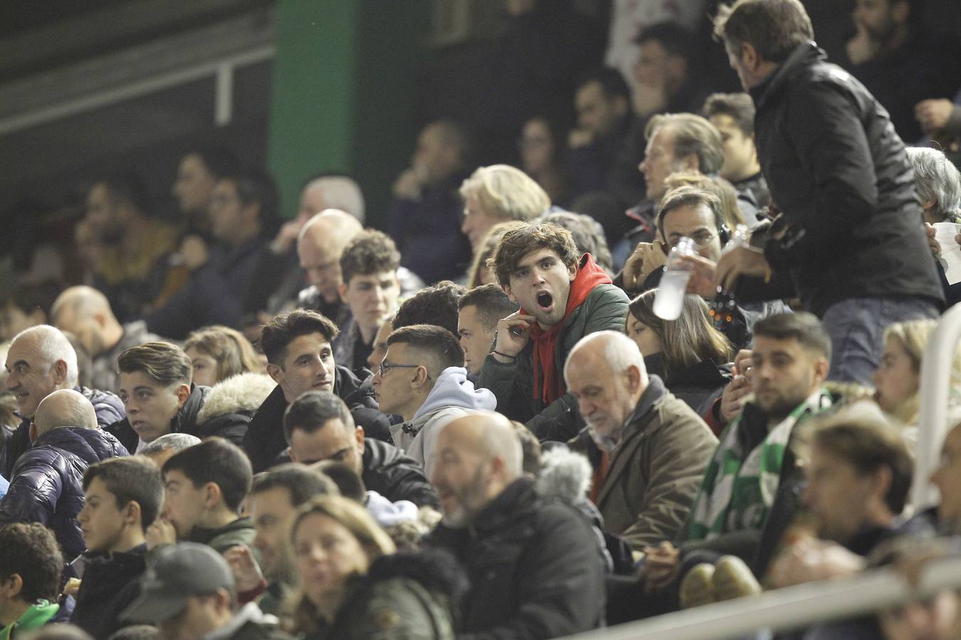 Fotos: Búscate si estuviste en la Tribuna Norte de los Campos de Sport