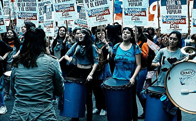 'La ola verde' muestra las movilizaciones en las calles de Argentina en 2018.