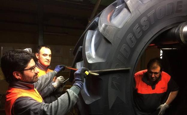 La planta de Bridgestone de Puente San Miguel trabaja en proyectos innovadores.