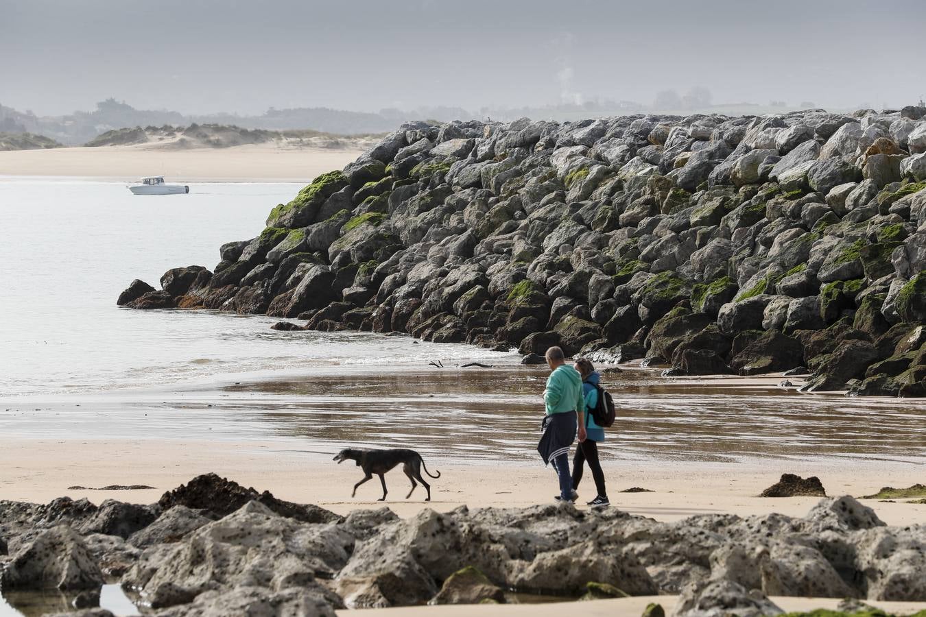 Fotos: La marea viva deja espectaculares imágenes de la bahía de Santander con la bajamar y la pleamar