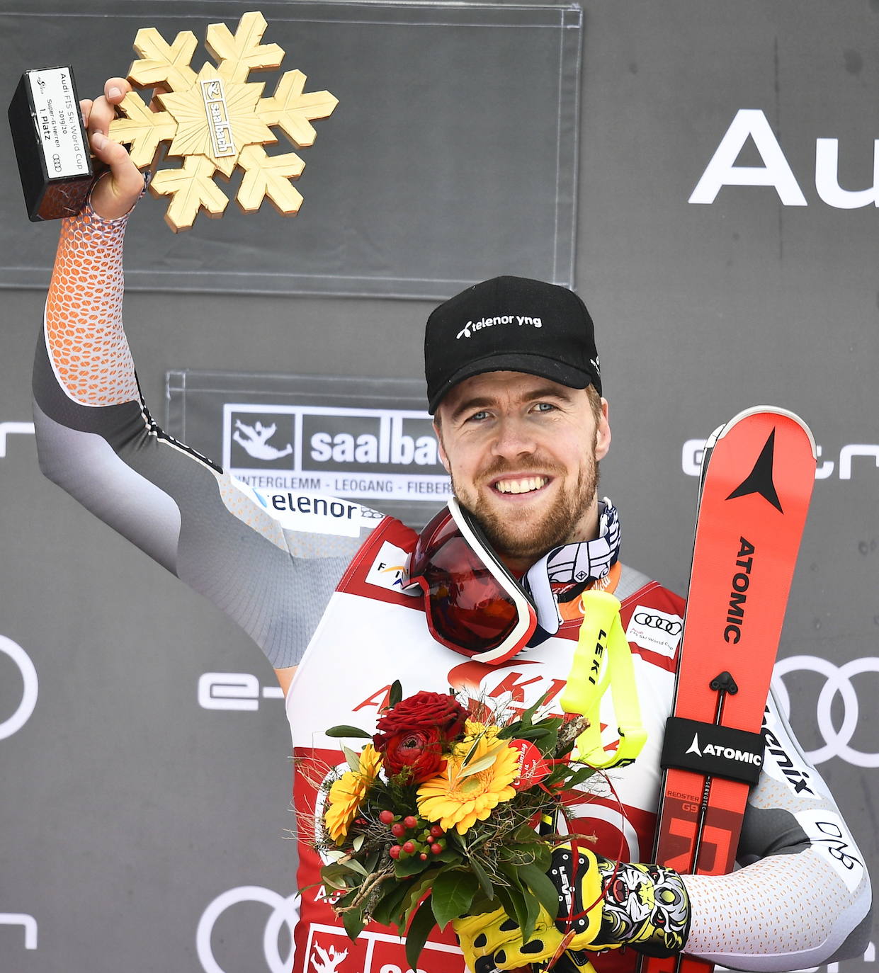 a Federación Internacional de Esquí (FIS) anula las dos últimas carreras por el coronavirus; y el noruego se alza con el título en la masculina y la italiana, en la femenina