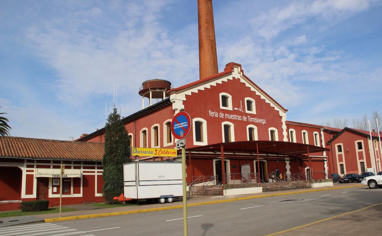 Expositores de varias regiones participan en la feria Sound Market