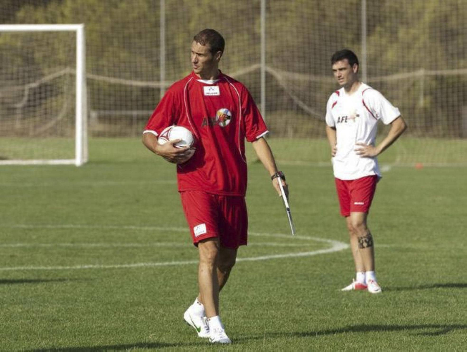 Iván Helguera, durante una de las sesiones de entrenamiento. dm