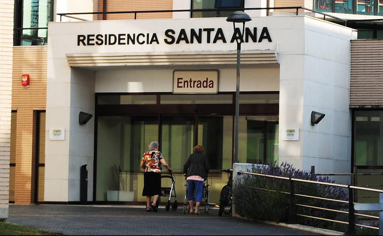 La residencia de Santoña suma tres usuarios y seis trabajadores con coronavirus