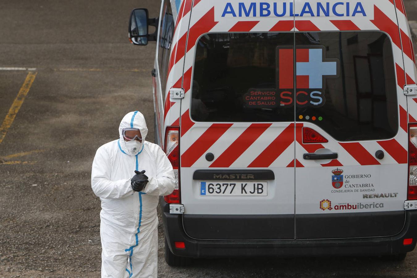 El centro queda íntegramente reservado para la atención de personas contagiadas con el virus y aliviar así la demanda de ingresos que vive estos días Valdecilla.