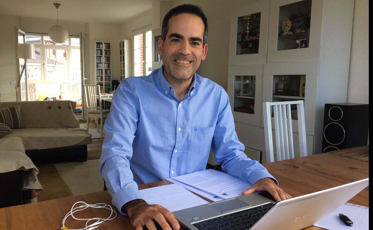 Envía tus dudas sobre el coronavirus al doctor Miguel Santibáñez