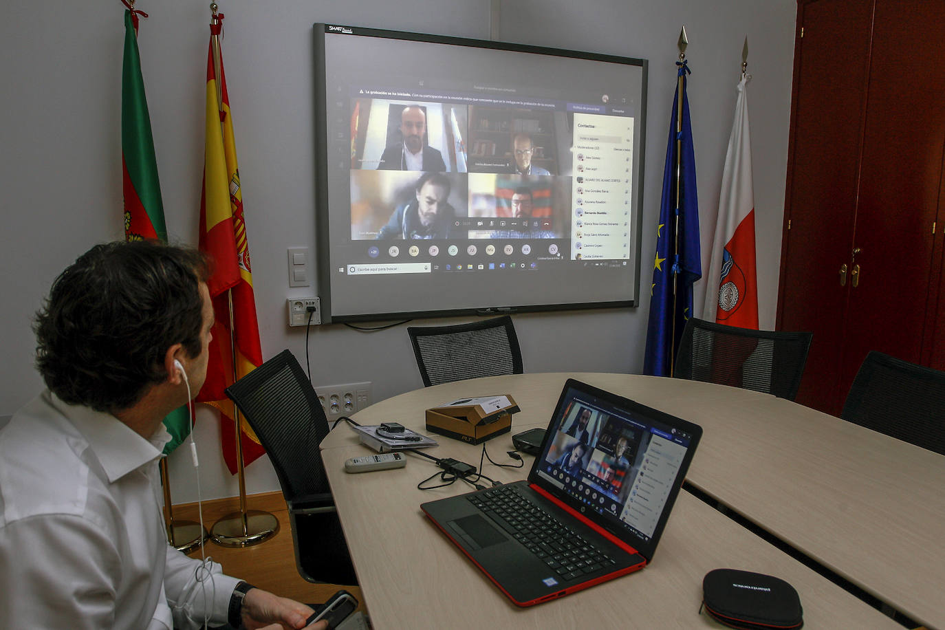 Fotos: Torrelavega celebra su primer pleno telemático