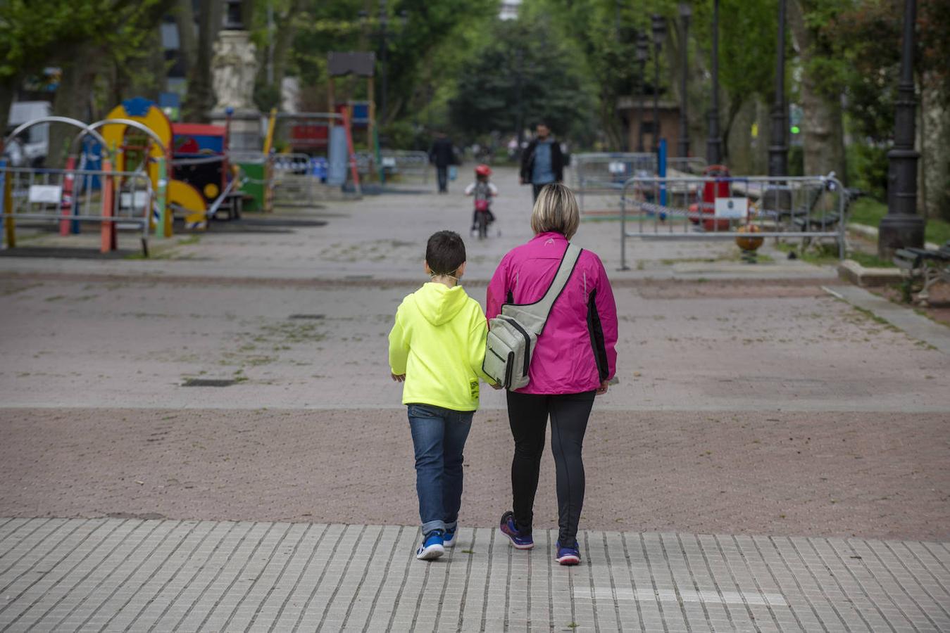 Fotos: Los niños disfrutan en distintos puntos de Cantabria