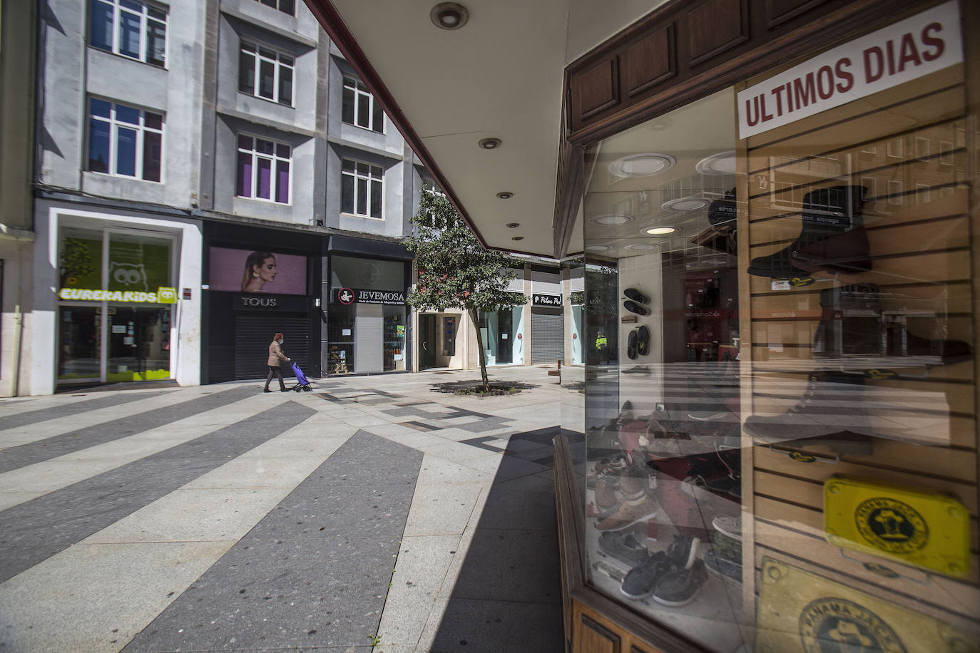 Fotos: Comercio cerrado en Santander