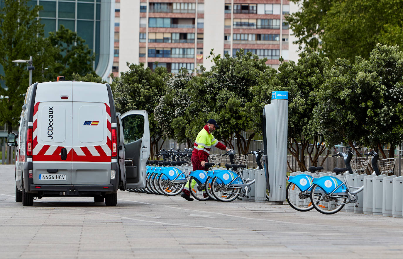 Santander facilitará el uso de la bicicleta frente al vehículo privado. como primer paso ayer se desinfectaron y se restableció el servicio de alquiler