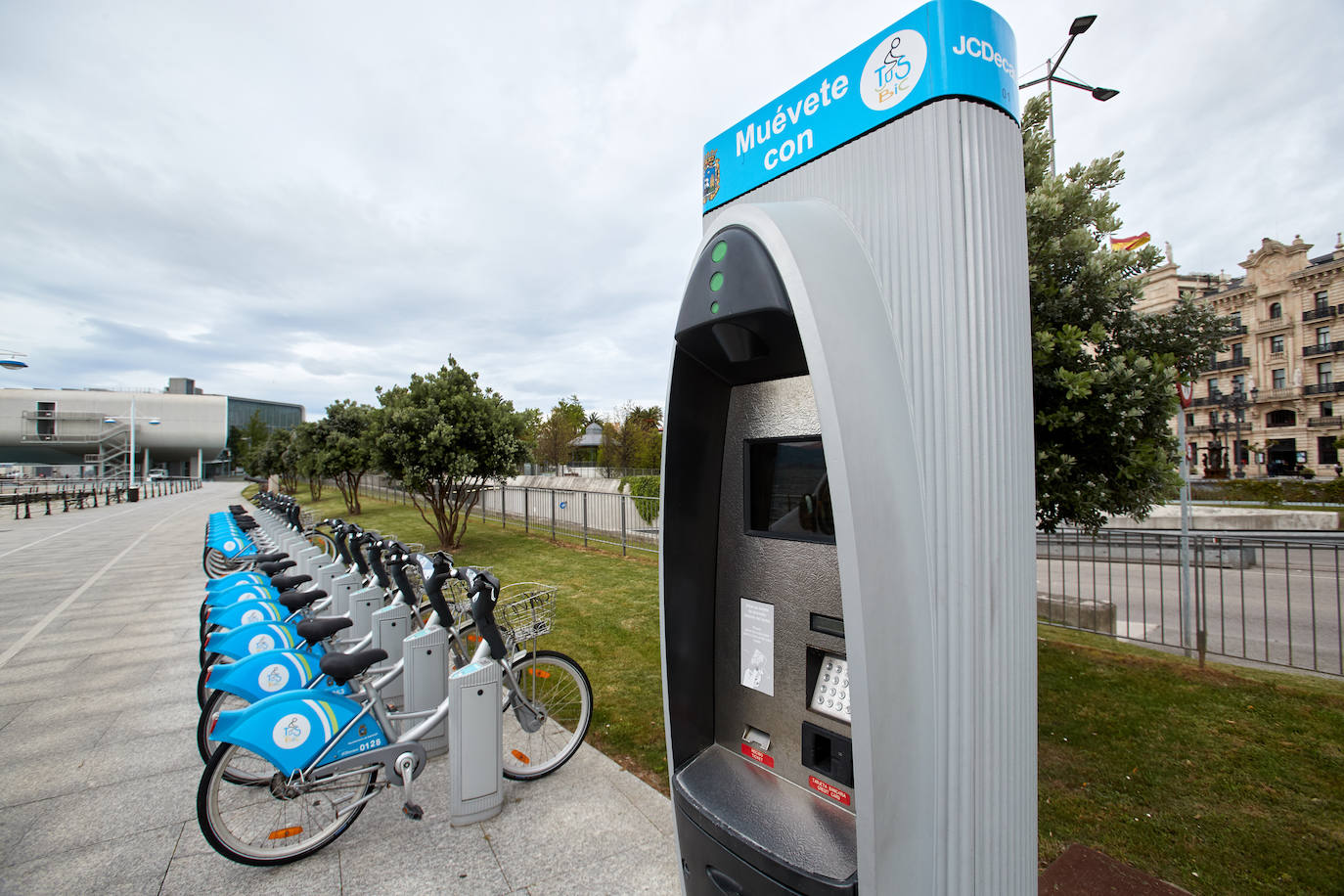 Santander facilitará el uso de la bicicleta frente al vehículo privado. como primer paso ayer se desinfectaron y se restableció el servicio de alquiler