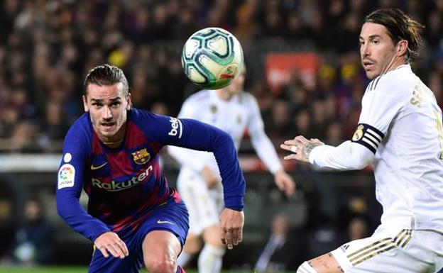 Antoine Griezmann y Sergio Ramos, en un clásico de esta temporada.