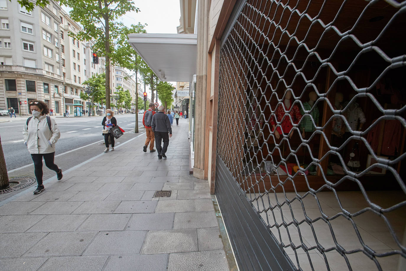 Más del 80% del comercio ha abierto sus puertas en la fase 1 de la desescalada, manteniendo las distancias entre clientes e introduciendo las medidas sanitarias obligatorias.