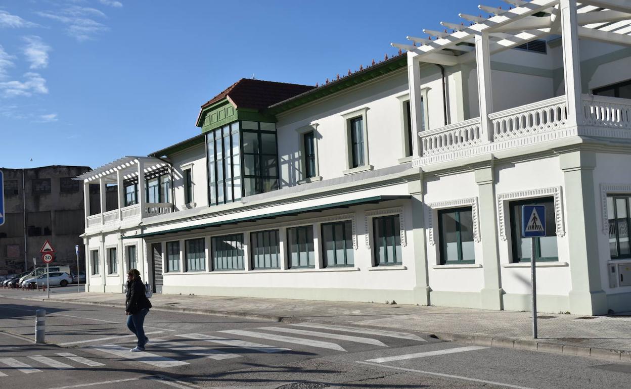 Edificio que albergará la nueva biblioteca de Cros