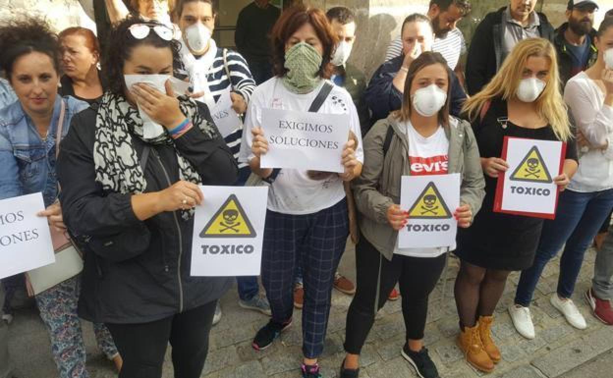 Imagen de archivo de las protestas de los vecinos de Guarnizo el pasado mes de febrero