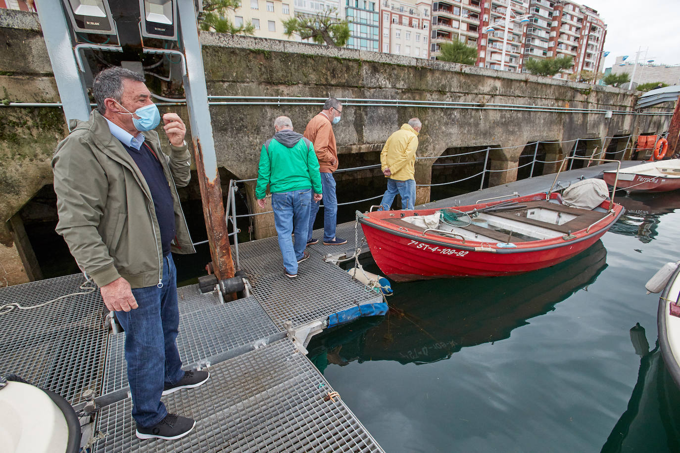 Fotos: Pescadores de Santander piden volver a salir a pescar