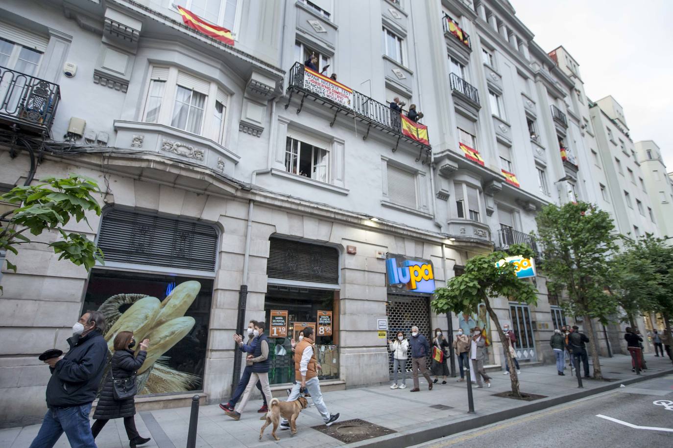 Fotos: Las protestas contra el gobierno de Sánchez llegan a Santander