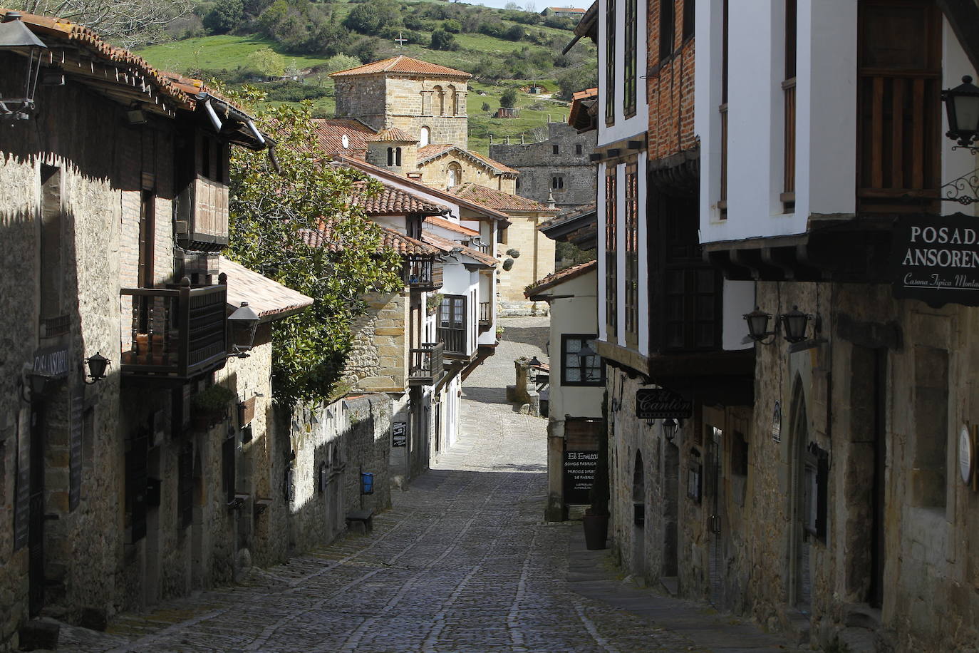 60 imágenes de los 60 días que se cumplen de cuarentena en Cantabria. Un recorrido por las fotografías que mejor ilustran los dos meses que lo cambiaron todo.