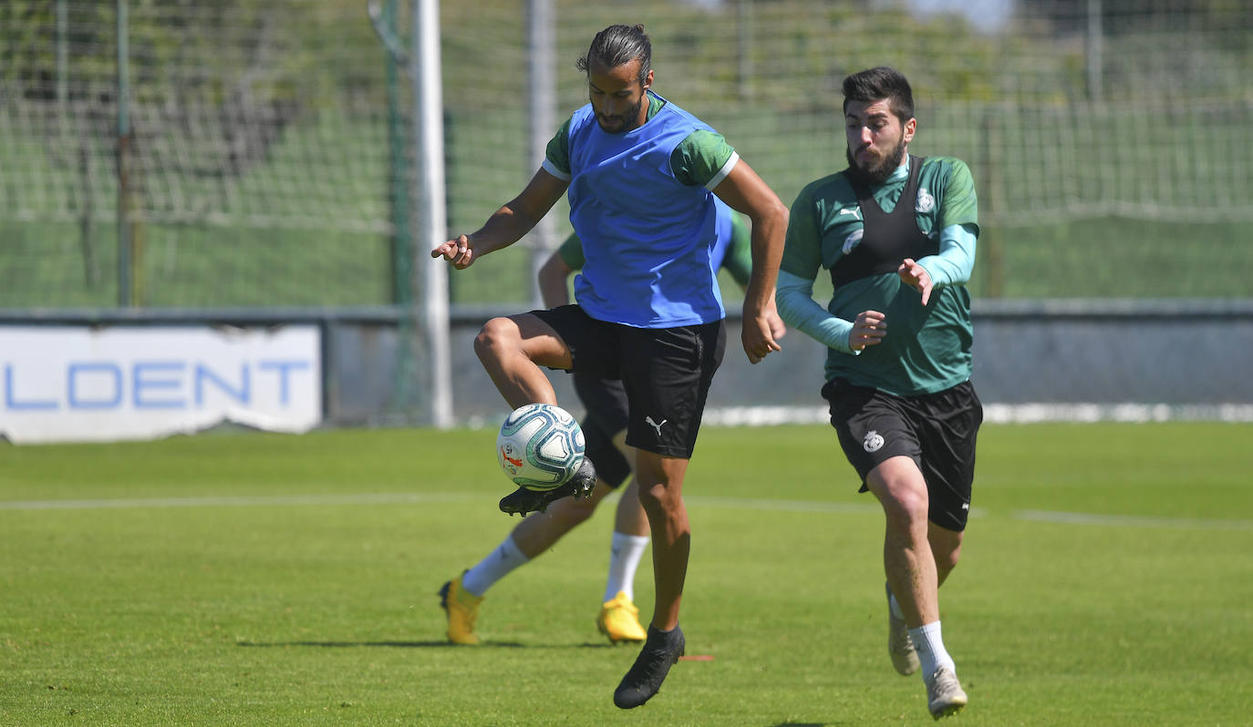 Fotos: El Racing sigue preparando su regreso a la competición