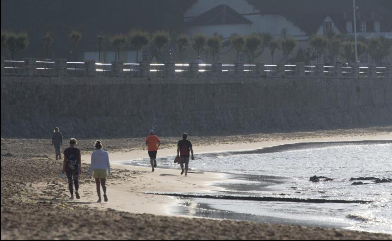 Las playas de Santander tendrán accesos «reglados»