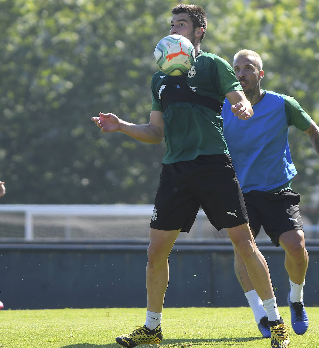 Fotos: Entrenamiento del Racing para preparar su vuelta a la competición