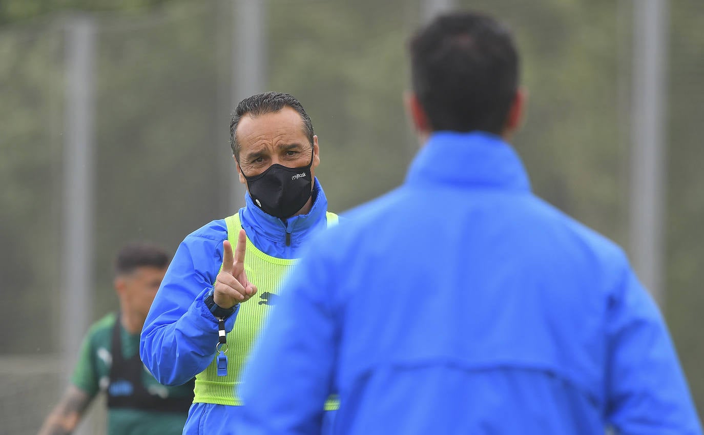 Fotos: El Racing ya entrena al completo