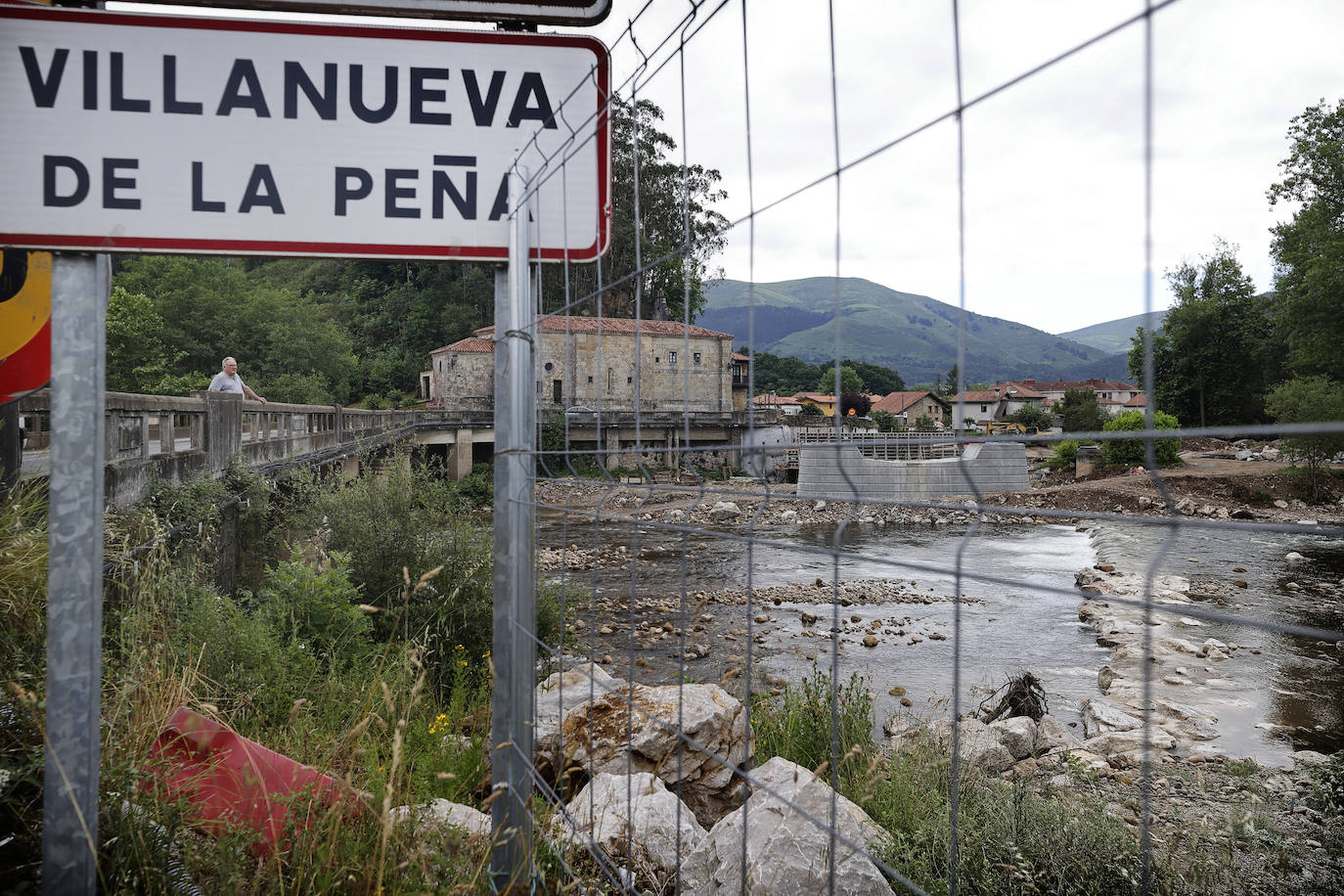 Fotos: Así van las obras del puente de Virgen de la Peña