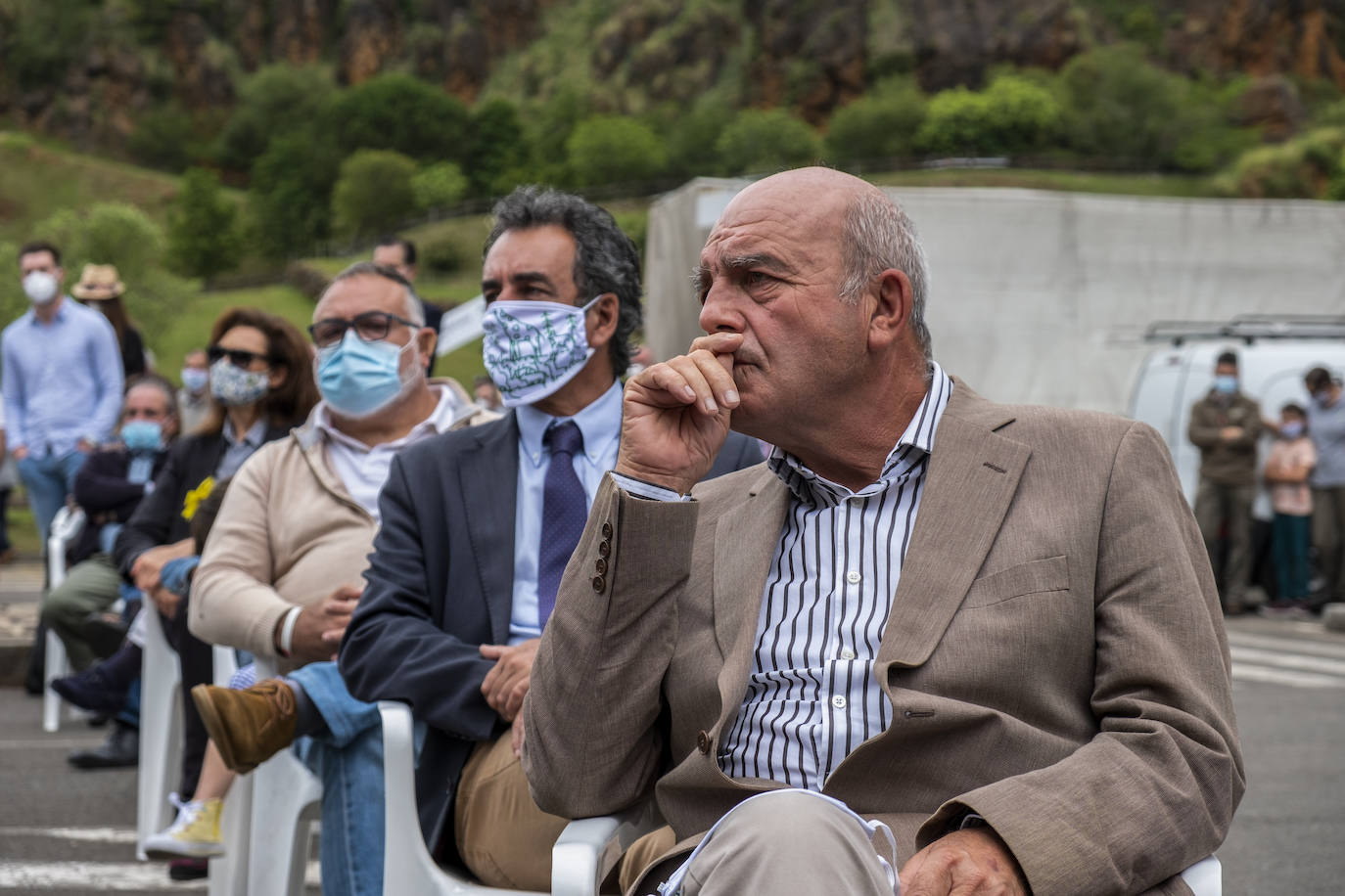 El Parque ha celebrado este miércoles su 30 aniversario con cientos de visitantes cántabros e invitados de diferentes ámbitos políticos y sociales de la región, en el que se ha recordado la historia de este espacio que representa «la memoria, infancia y vida de todos los cántabros».