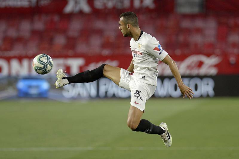 Fotos: Las imágenes del derbi sevillano más simbólico y extraño