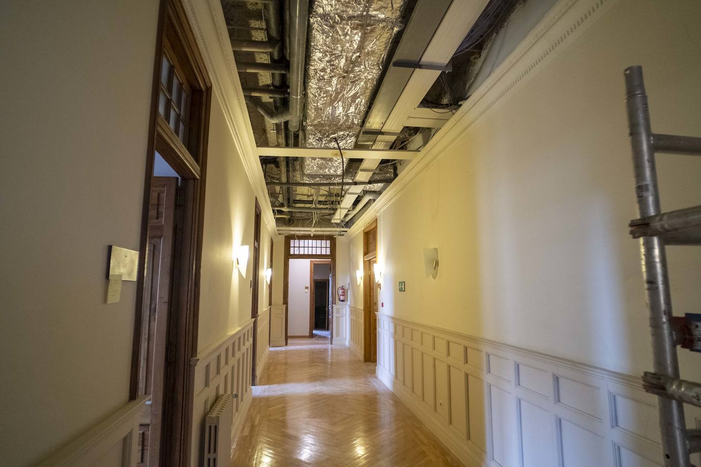 Los trabajos en el gran edificio de la península de La Magdalena estarán acabados «para mediados de julio»