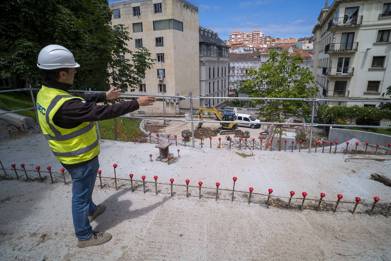 Fotos: Obras para la instalación del ascensor del túnel de Pasaje de Peña