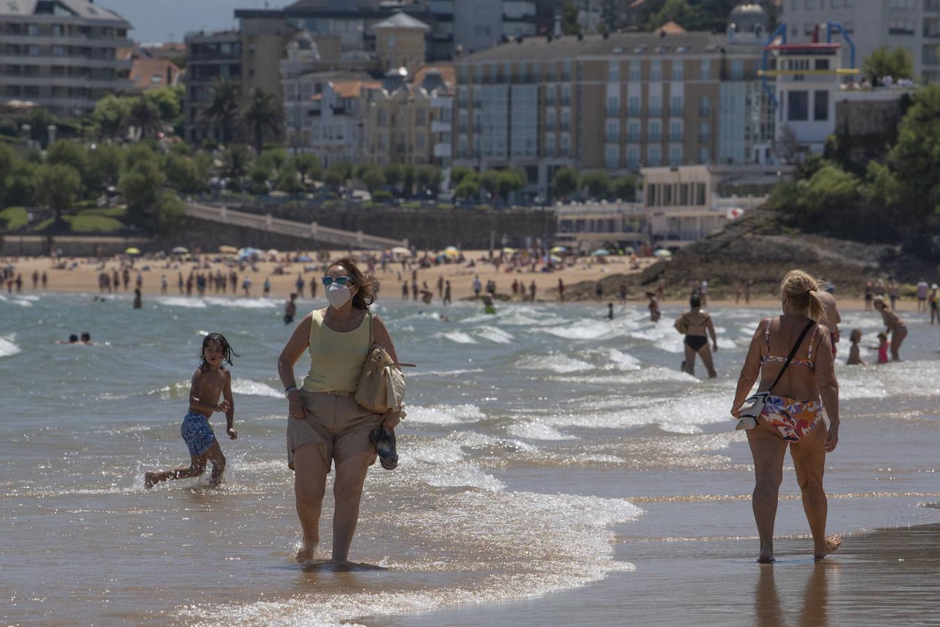 El buen tiempo animó a santanderinos y visitantes en el primer sábado fuera del estado de alarma.