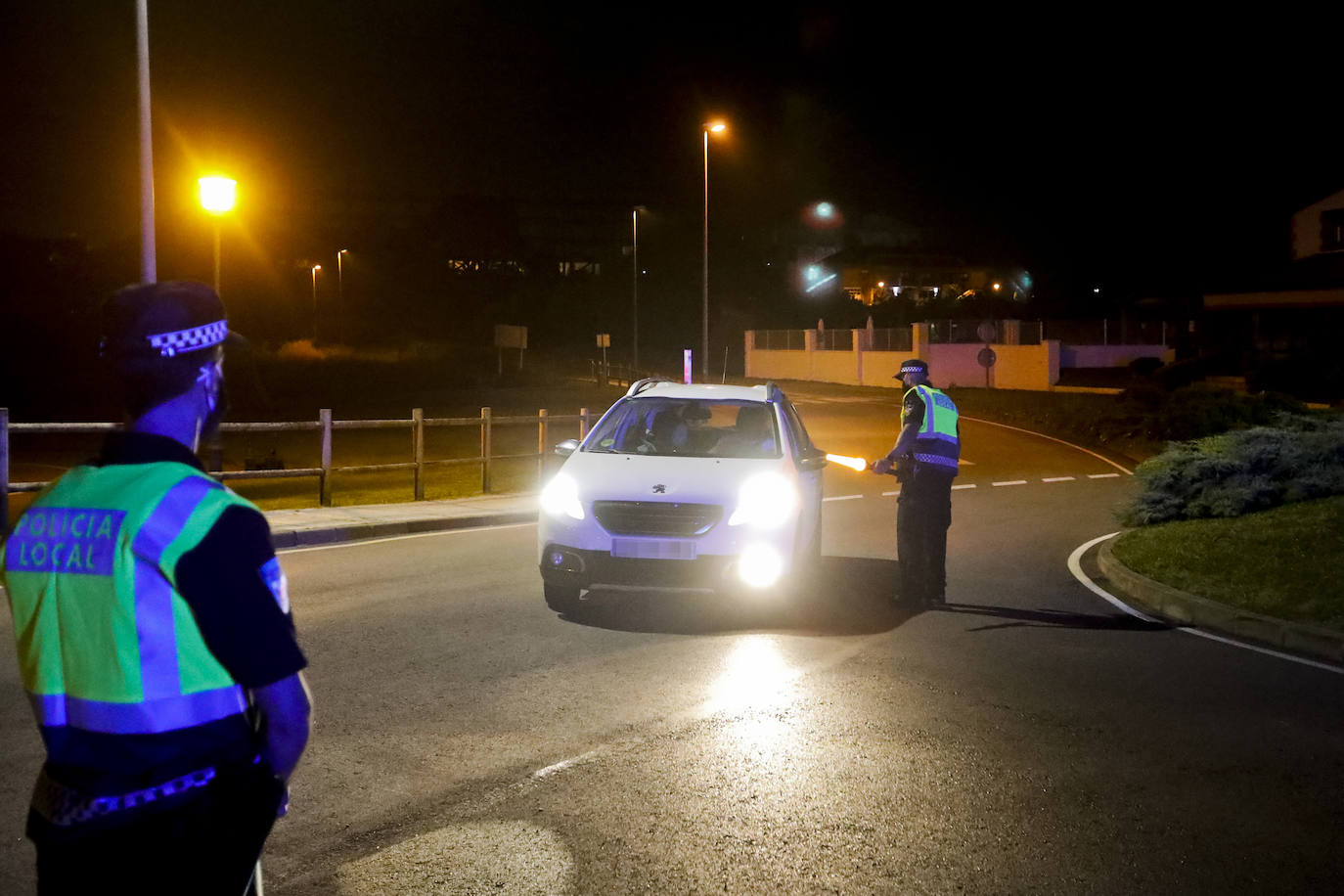 Fotos: Controles en las playas para evitar hogueras