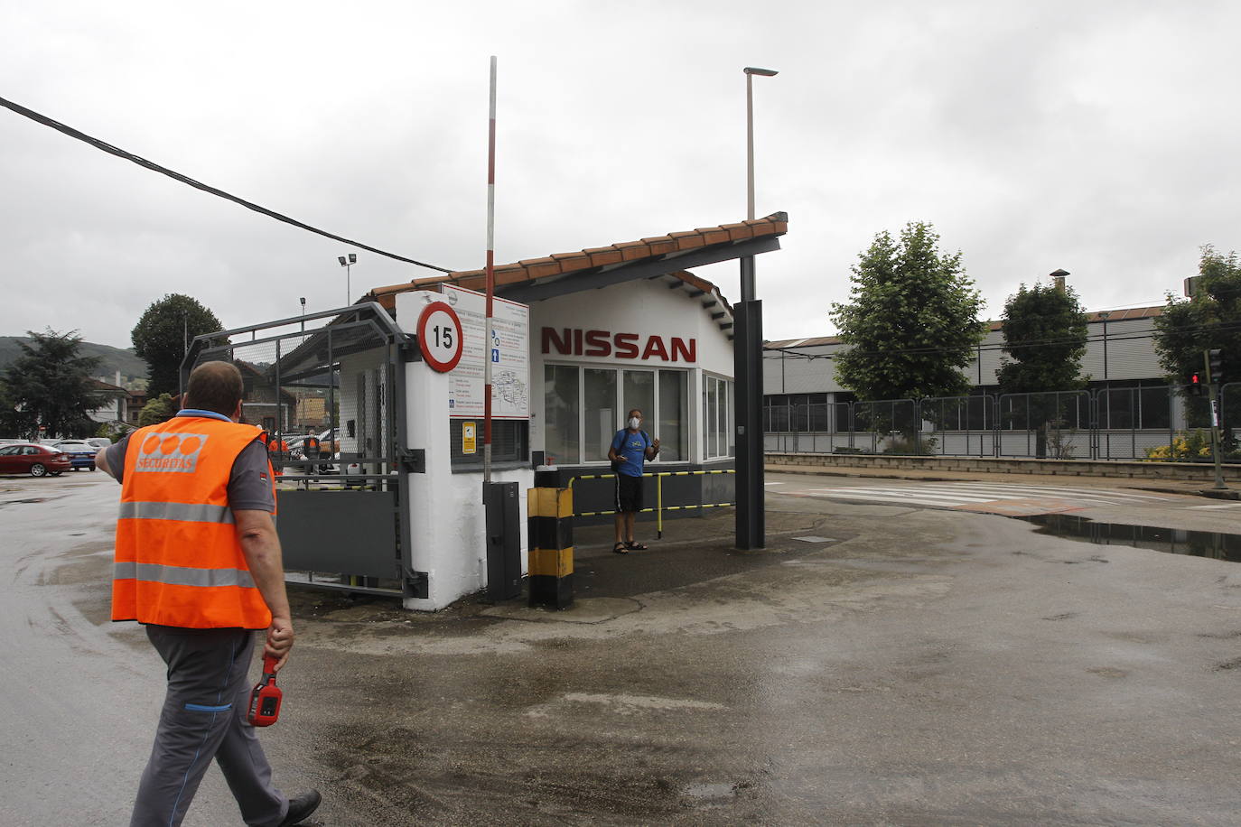 Nissan y los sindicatos cierran un preacuerdo que asegura la viabilidad de la planta.