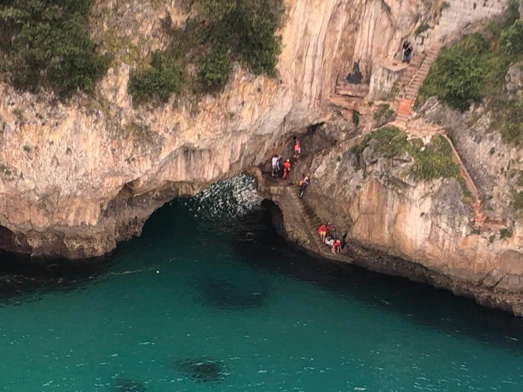 Fotos: Otro rescate en helicóptero en el Faro del Caballo de Santoña