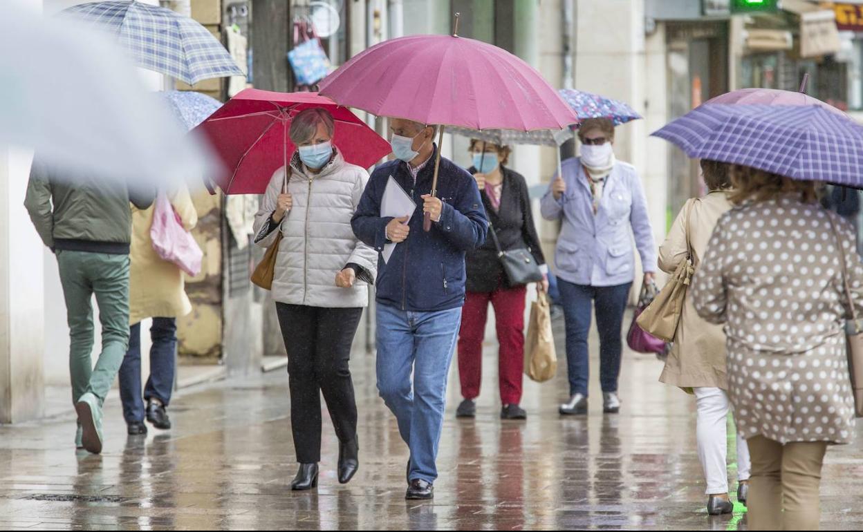 Sanidad detecta otro positivo ajeno al brote de Castilla-Hermida que eleva a 32 los casos activos