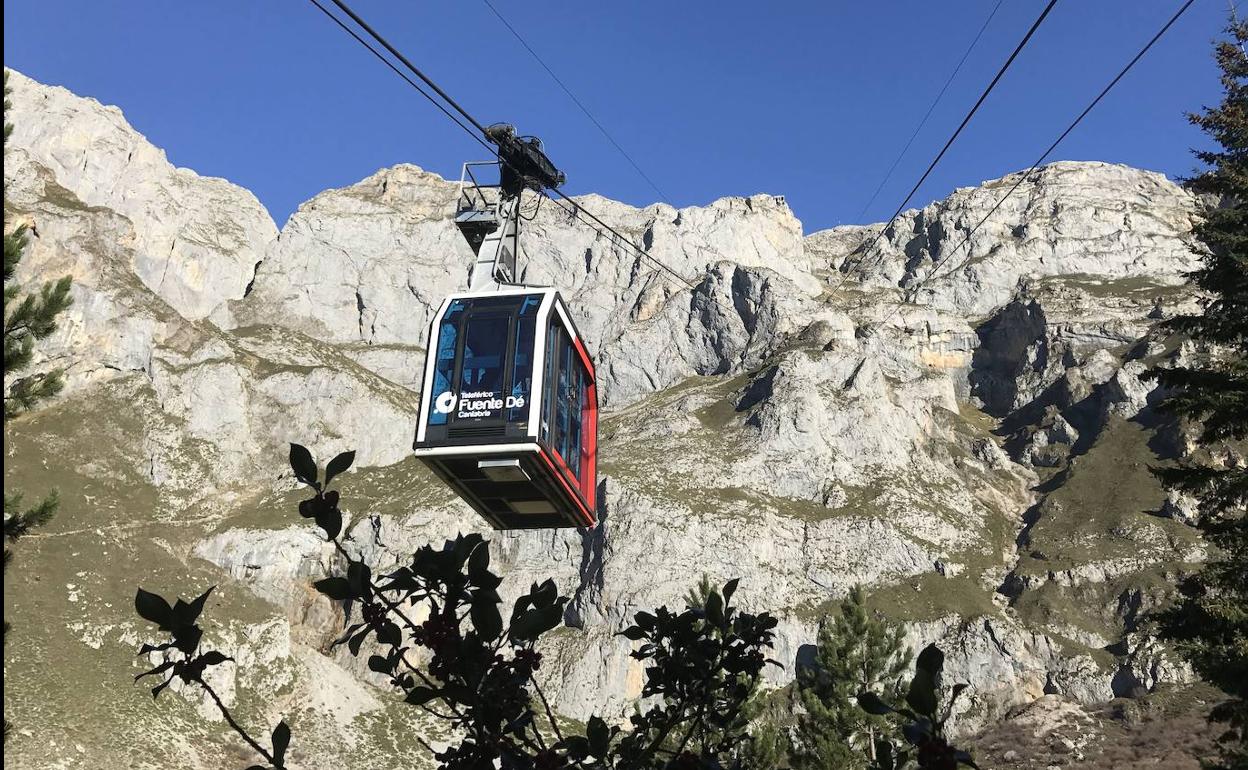 El Teleférico de Fuente Dé adelanta su apertura a las ocho de la mañana