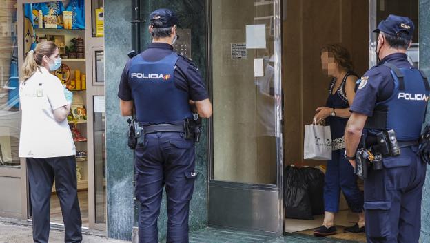 El desconfinamiento en Castilla-Hermida depende de los resultados de un tercer test