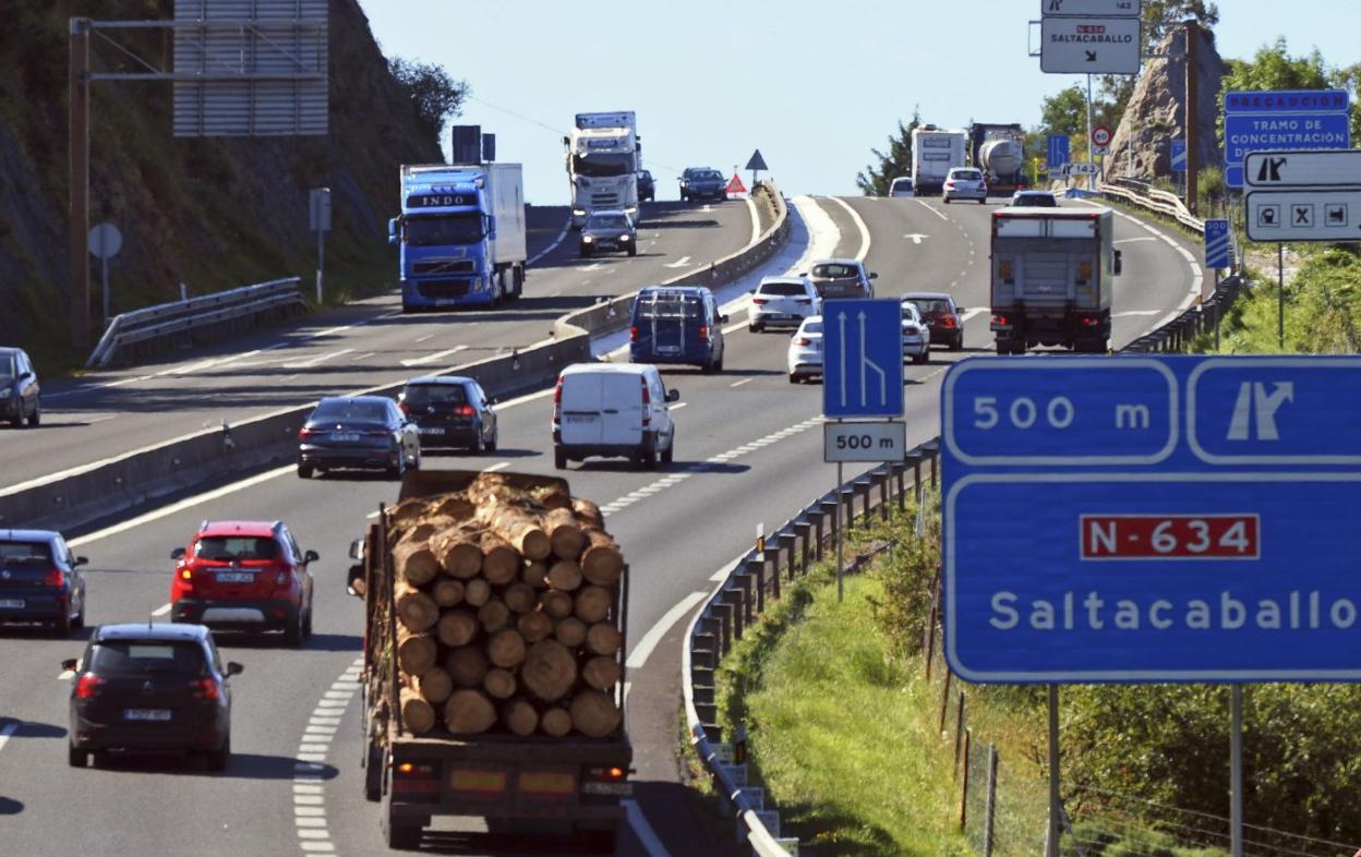 Las empresas de transporte de mercancías no aprecian signos de reactivación. 