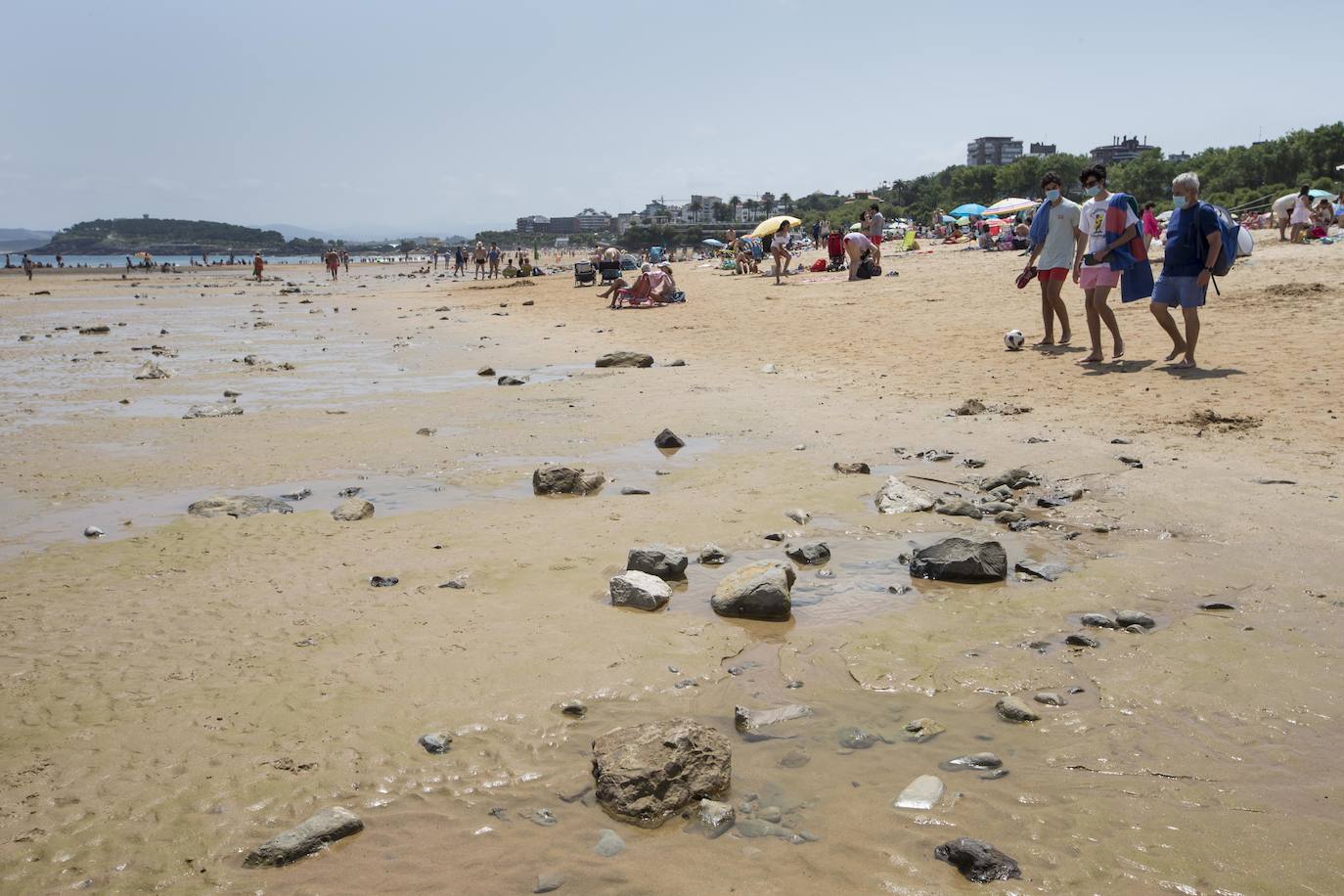 Fotos: Las playas de Santander: sin arena, peligrosas y en riesgo de desaparición