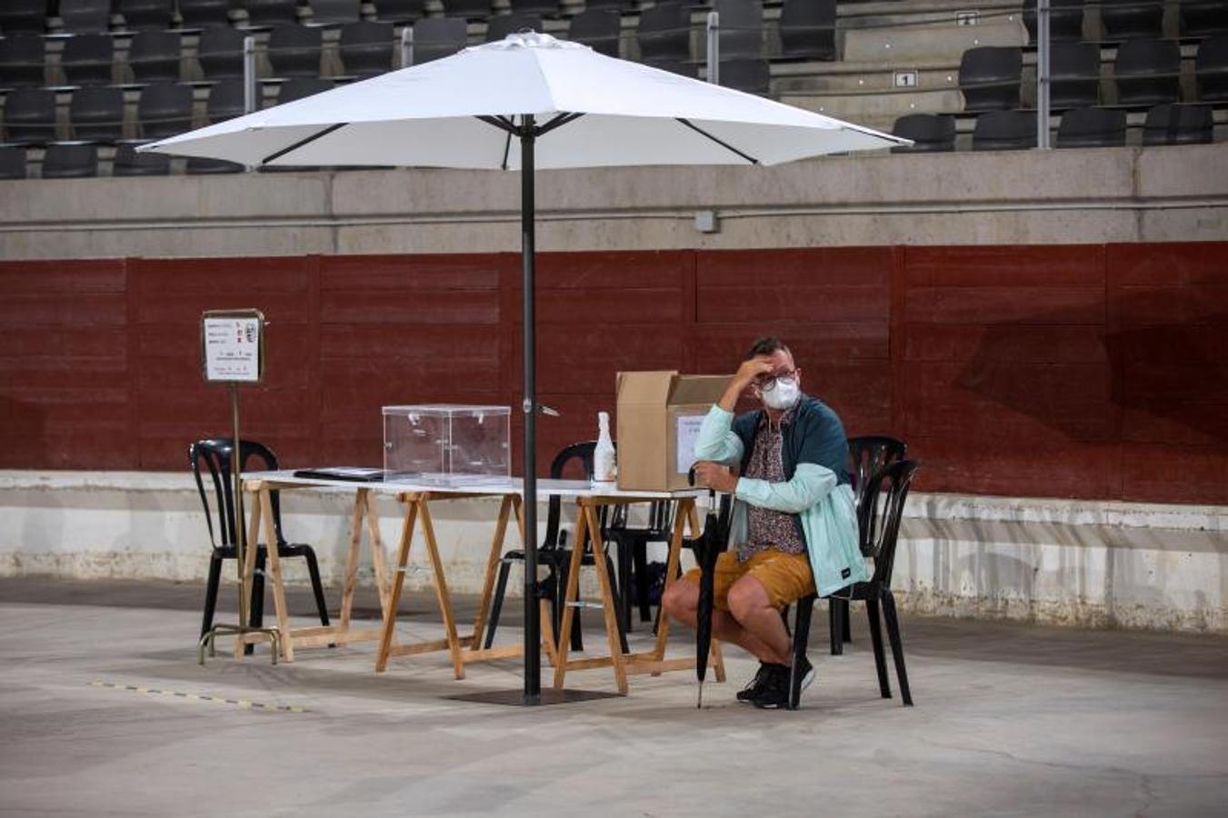 Una de las primeras personas convocadas para formar parte de las mesas electorales en la jornada electora 