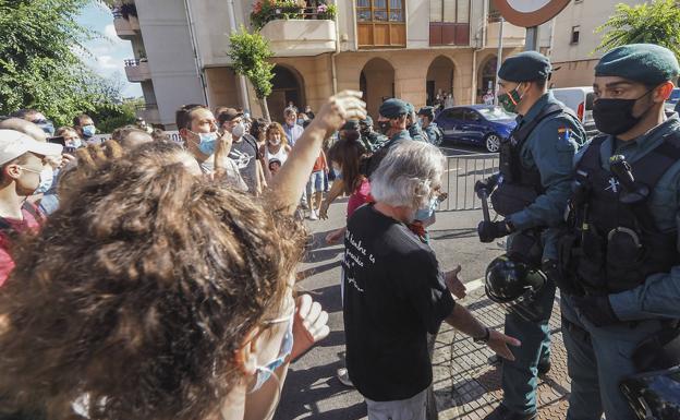 La Guardia Civil desplegó un amplio dispositivo.